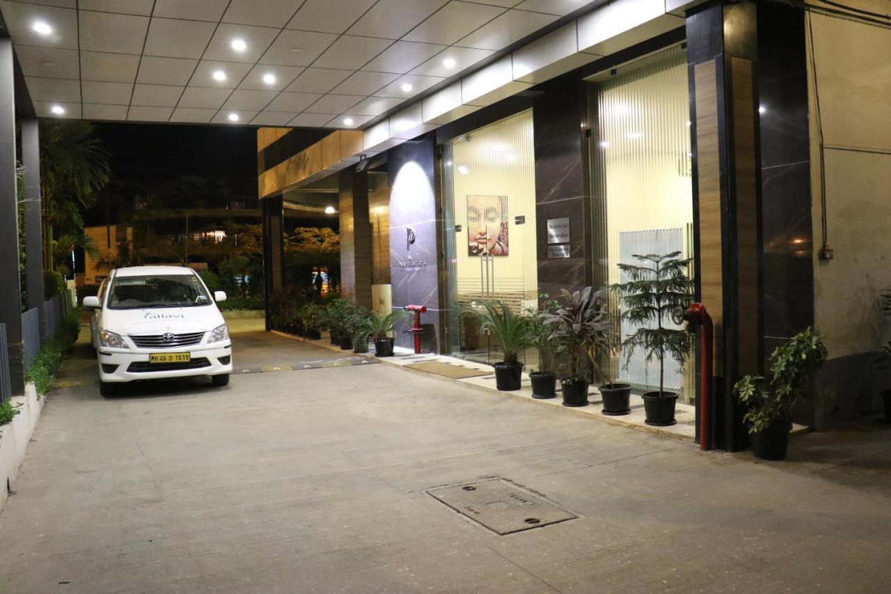 Pallavi A'Vida Navi Mumbai Esterno foto